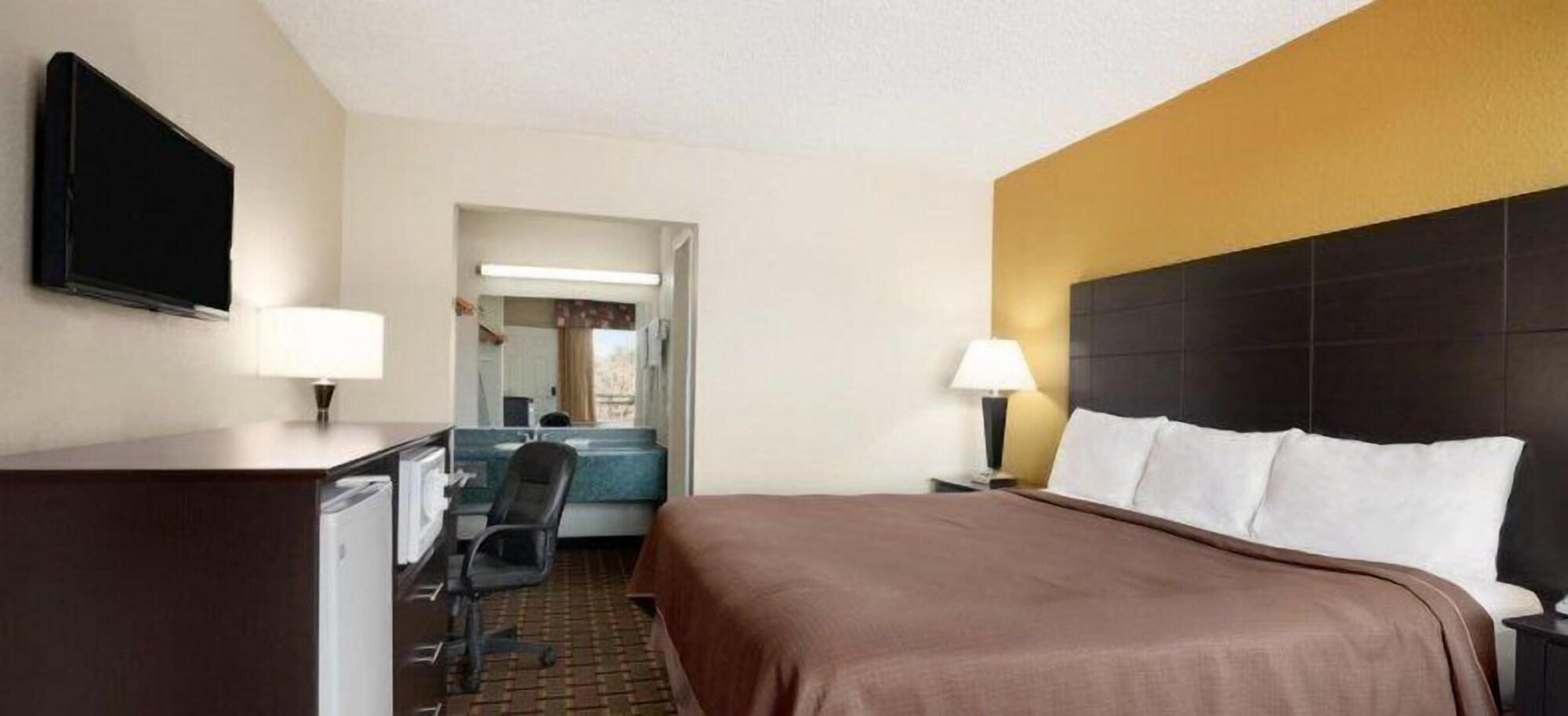 Knights Inn Midland Luaran gambar