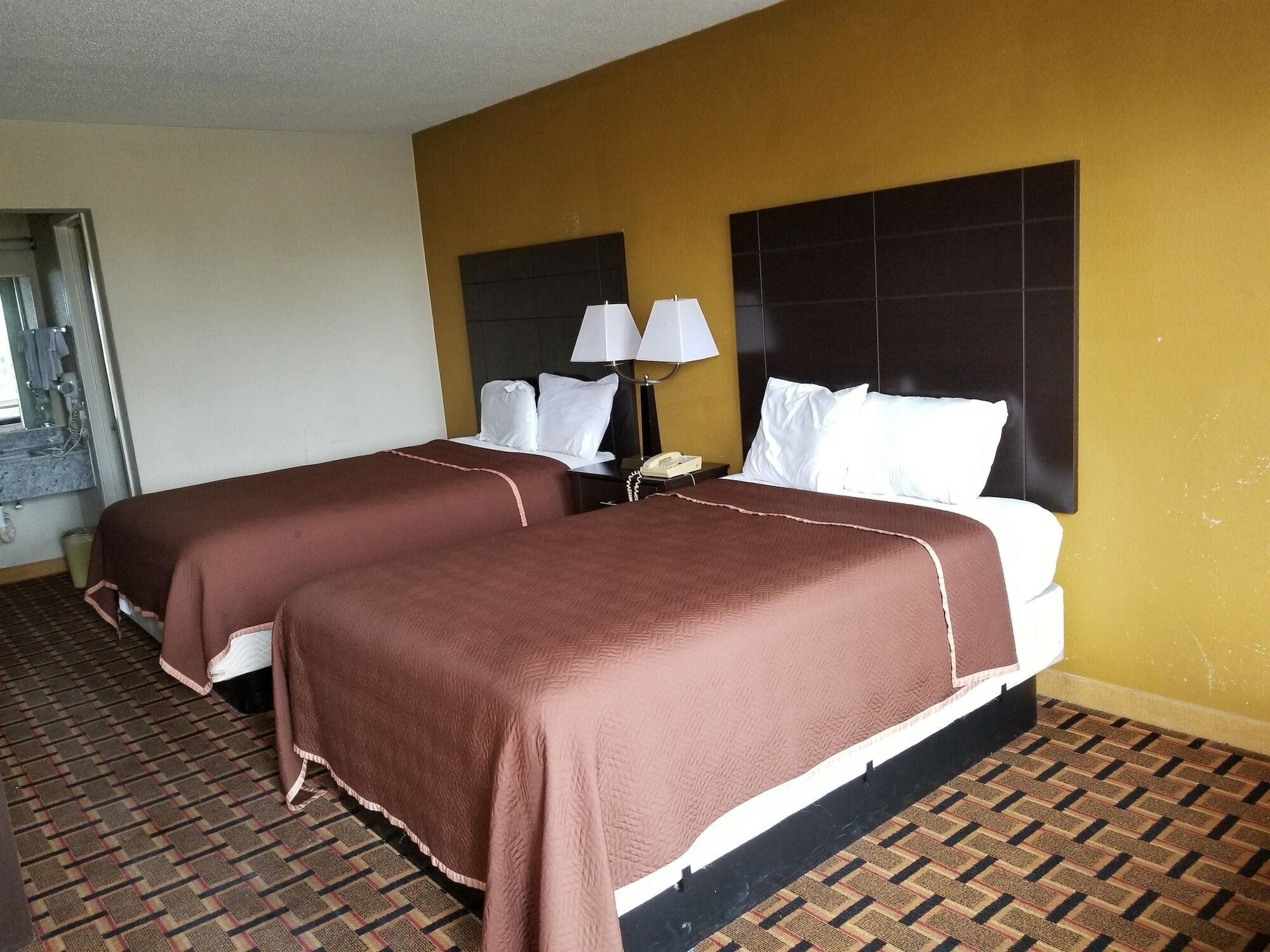 Knights Inn Midland Luaran gambar